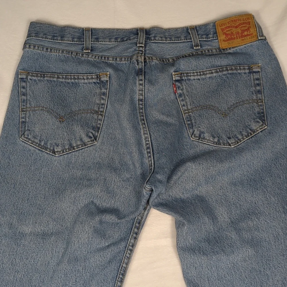 Levi's 505 Classic Straight Leg Light Wash Mens‎ Jeans Size 40